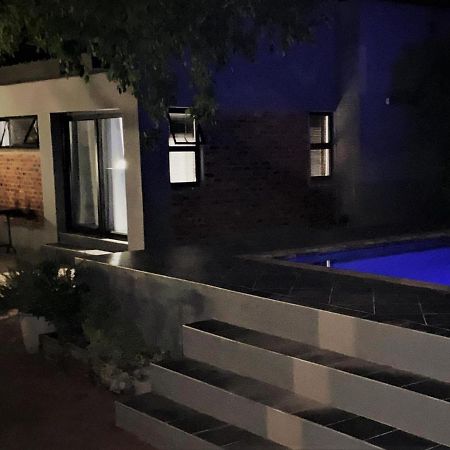 46 On Allcock Guest Apartment & Luxury Room Pretoria Bagian luar foto