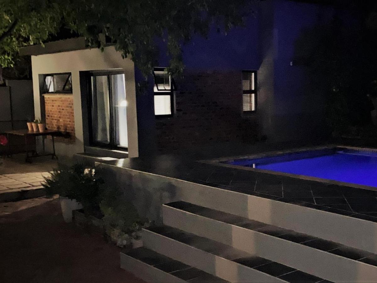 46 On Allcock Guest Apartment & Luxury Room Pretoria Bagian luar foto